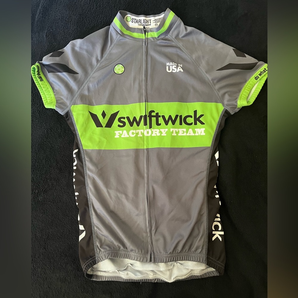 Women’s Cycling Jersey